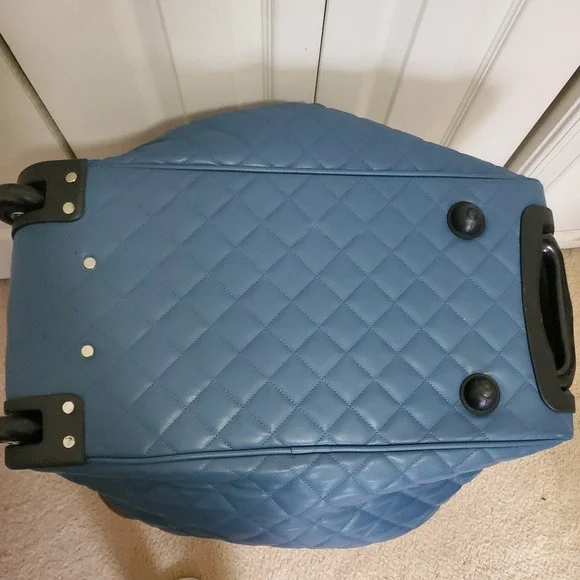 Samantha Brown Wheeled Nylon quilted Weekender - Blue - Picture 8 of 9